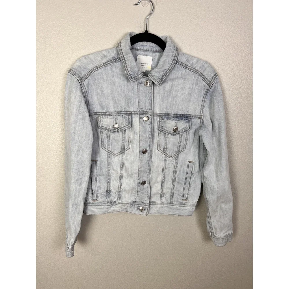 American Eagle Jean Jacket Womens Size Small‎ Light Wash Denim
